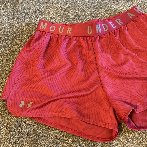Under Armour Shorts Worn Once Small Pink Blue Workout Shorts - Picture 3 of 3